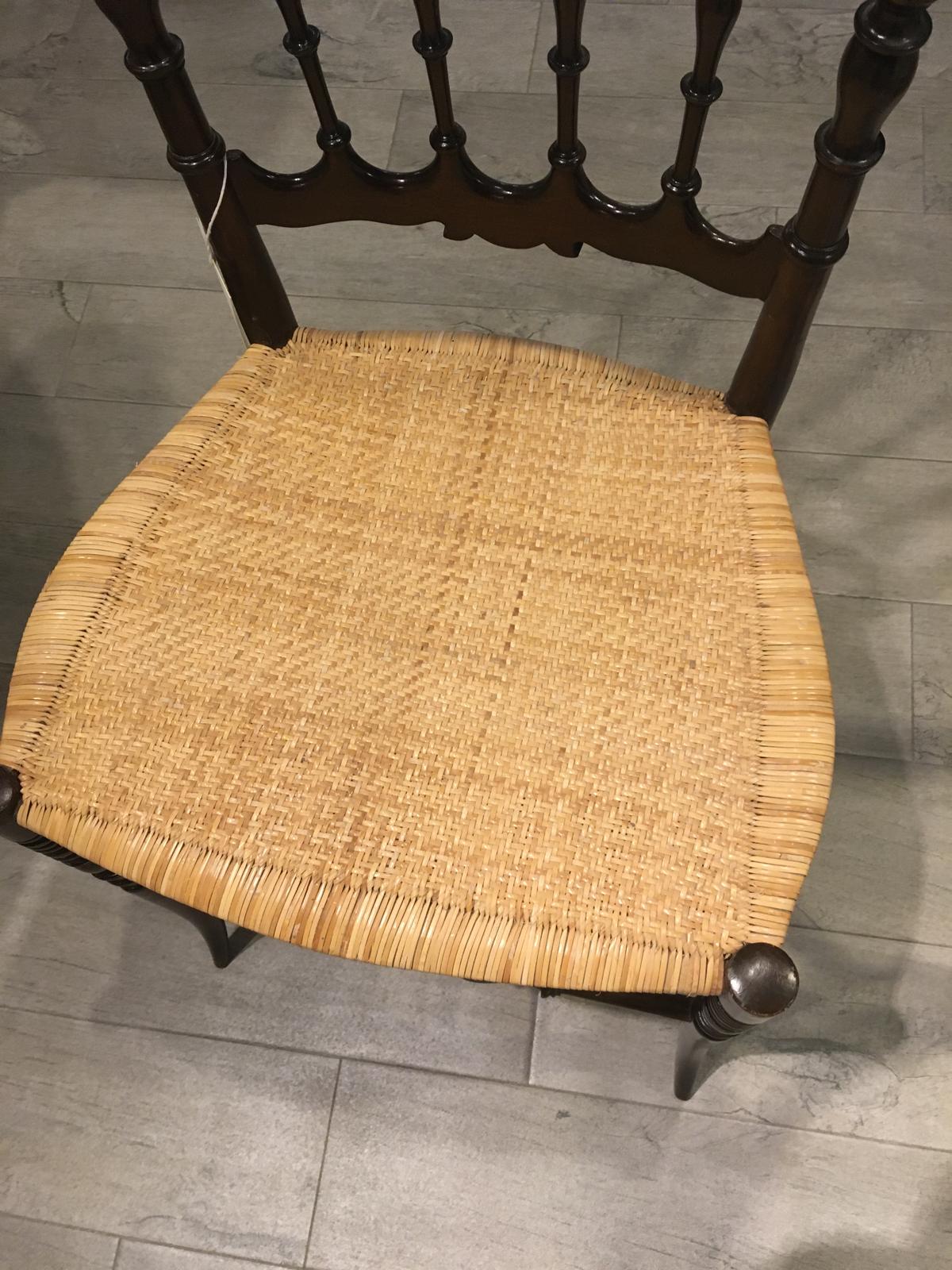 Impagliatura Chiavari su sedia artigianale