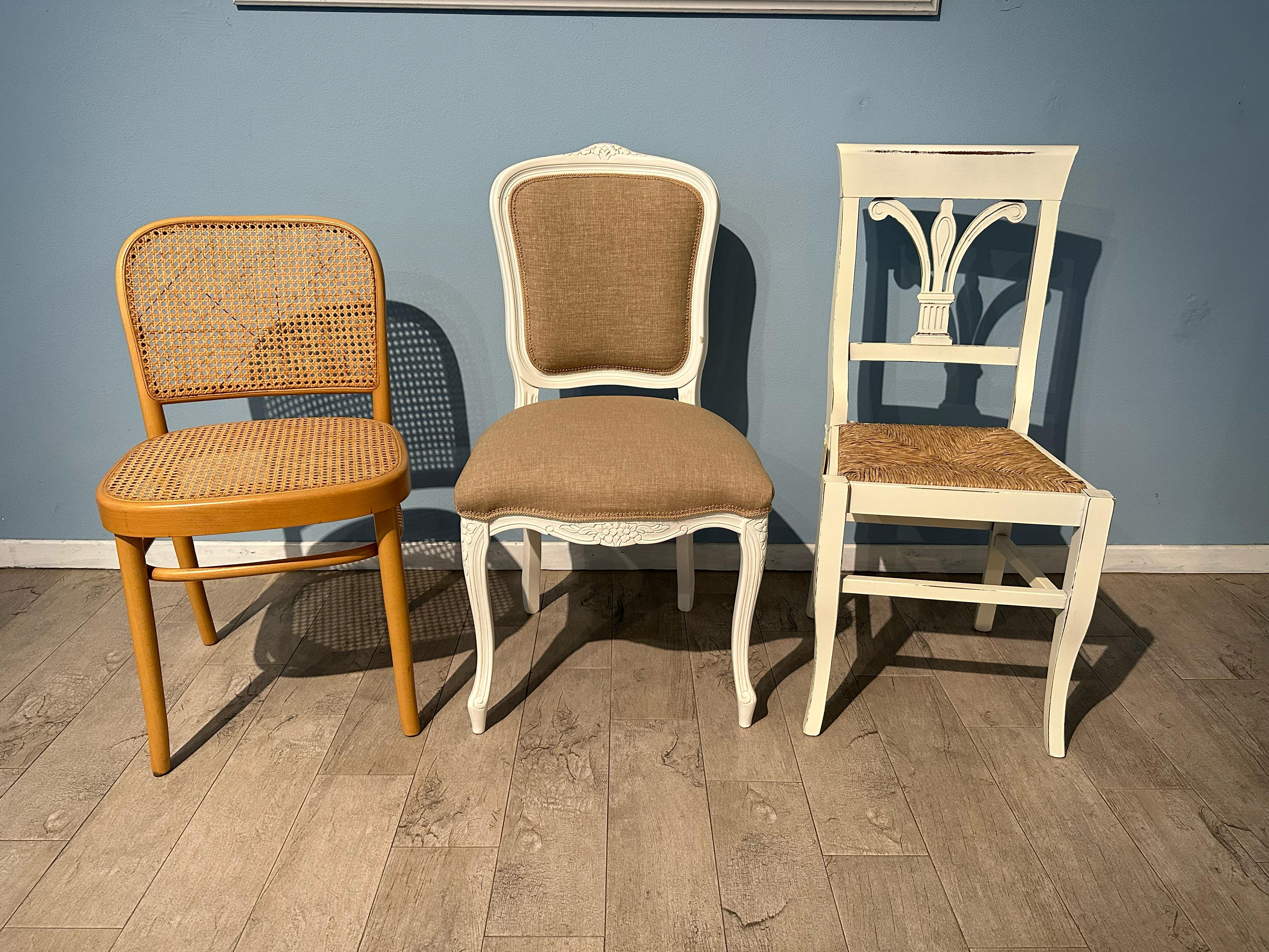 Dettaglio seduta impagliata artigianalmente